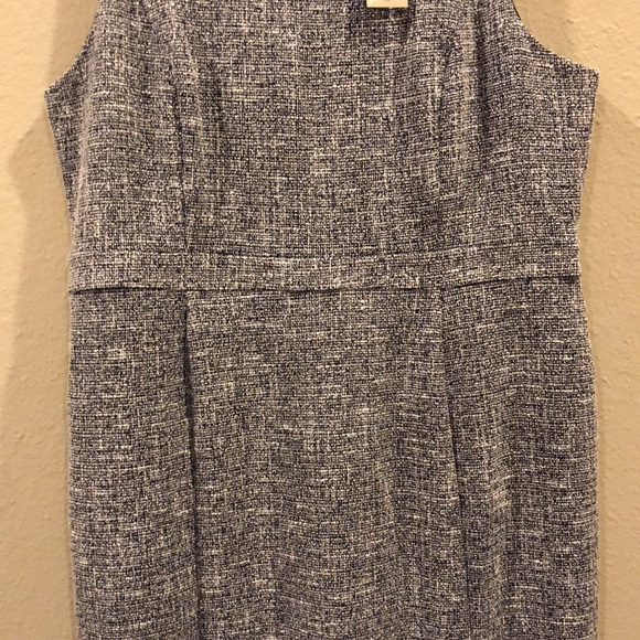 BANANA REPUBLIC FACTORY blue & white, tweed, short sleeve, zipper back dress - Picture 5 of 9